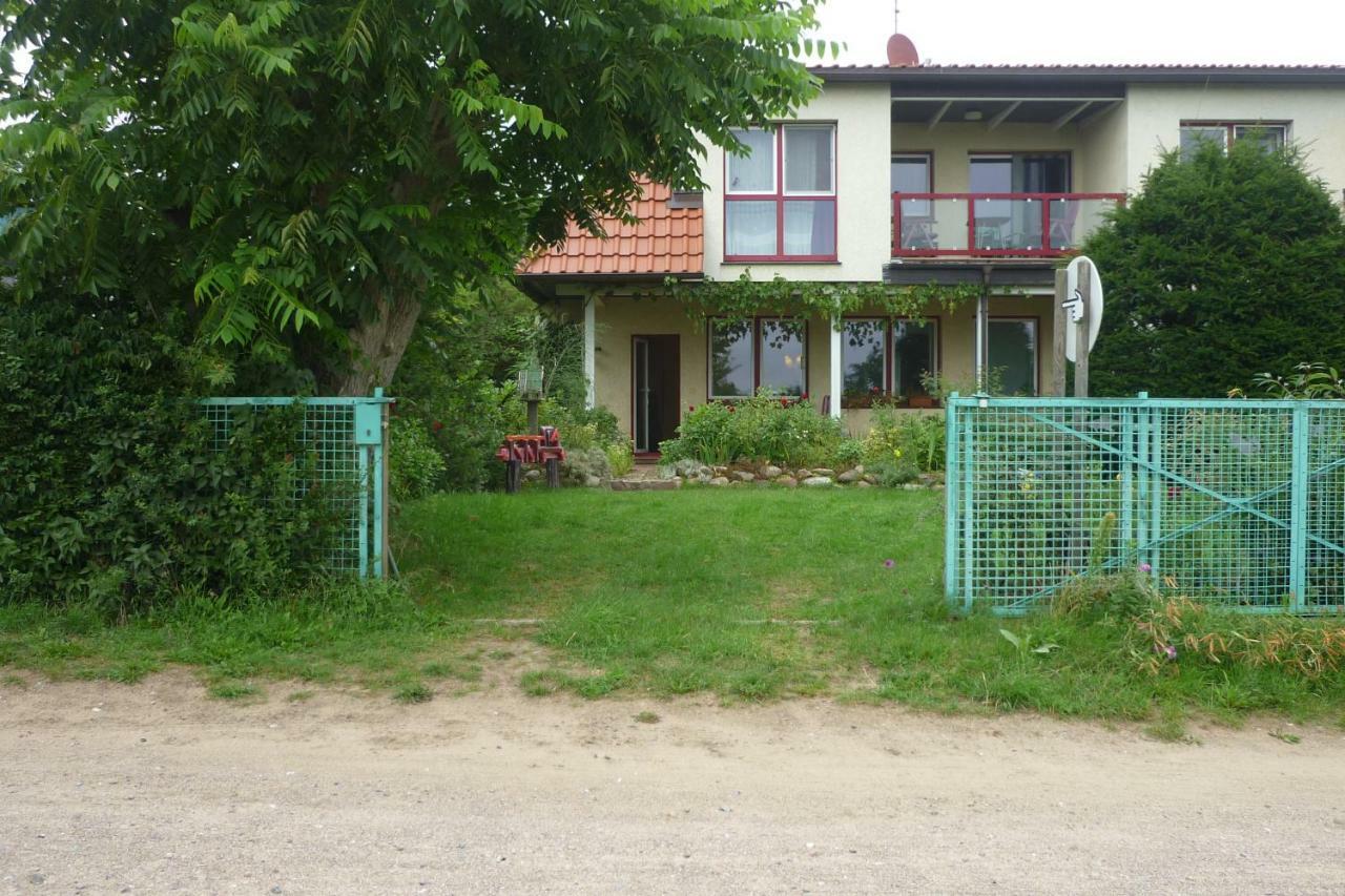 Ferienwohnung Petronela Waren  Esterno foto